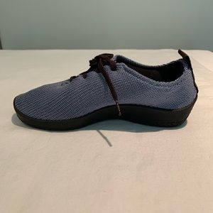 Arcopedico Blue Mesh Lace up Loafers Size 7